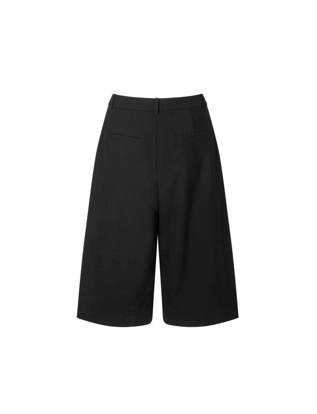Tailored black barmuda
